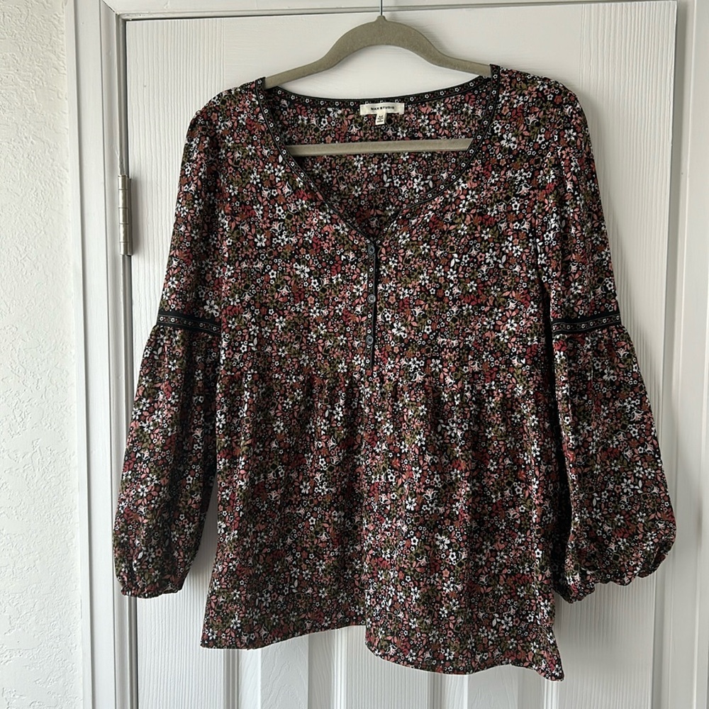Max Studio Floral Babydoll Top- Size Medium